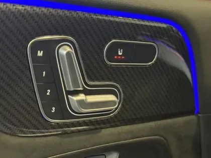 Photo 15 Mercedes GLB 200 d AMG Line