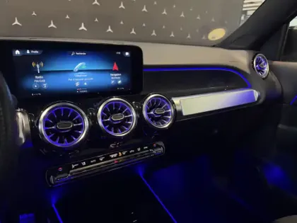 Photo 13 Mercedes GLB 200 d AMG Line