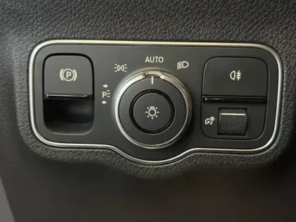 Photo 12 Mercedes GLB 200 d AMG Line