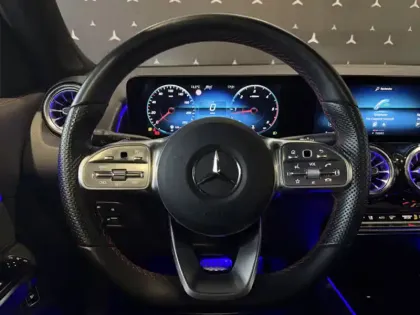 Photo 16 Mercedes GLB 200 d AMG Line