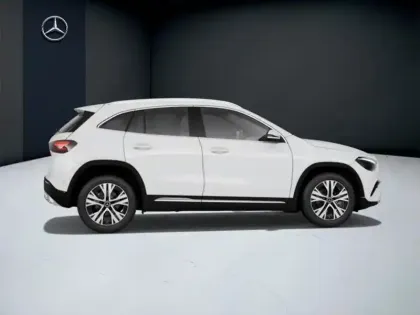 Photo 16 Mercedes GLA 180 Progressive Line