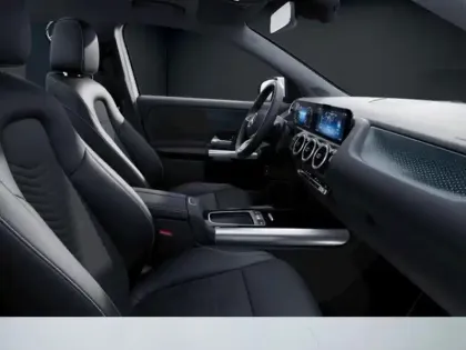 Photo 22 Mercedes GLA 180 Progressive Line