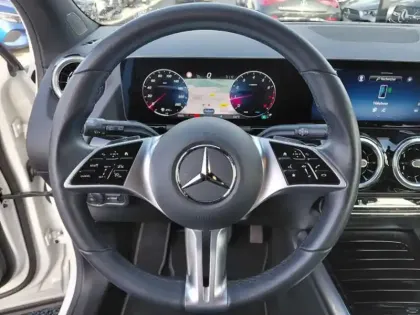 Photo 45 Mercedes GLA Gén. II (H247) Ph2 Progressive Line 5