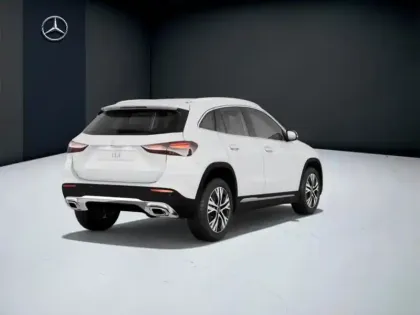 Photo 23 Mercedes GLA 180 Progressive Line