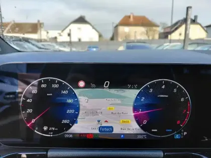 Photo 46 Mercedes GLA Gén. II (H247) Ph2 Progressive Line 5