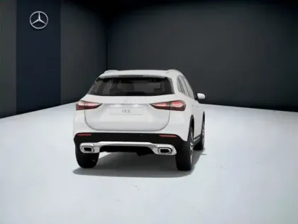 Photo 24 Mercedes GLA 180 Progressive Line