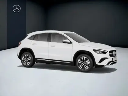 Photo 13 Mercedes GLA 180 Progressive Line