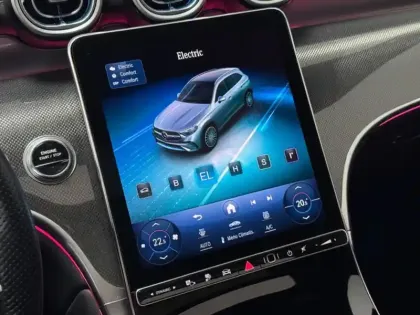 Photo 19 Mercedes Classe GLC GLC 300 e  Hybrid EQ 4MATIC AM