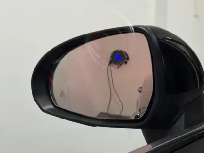 Photo 13 Mercedes Classe GLC GLC 300 e  Hybrid EQ 4MATIC AM