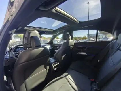 Photo 17 Mercedes Classe E  220 d AMG Line Berlin