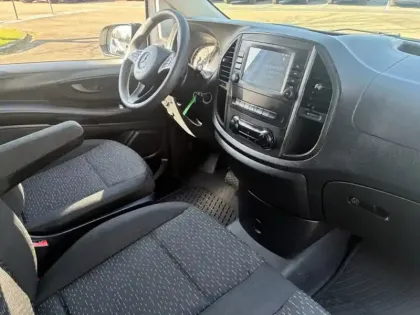 Photo 33 Mercedes Vito 116 CDI Fourgon Long L2 163ch 