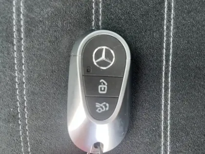 Photo 5 Mercedes Classe C  220 d Berline AMG Lin