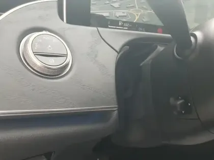 Photo 27 Mercedes Classe E Gén. VI (W214) Ph1 AMG Line 4