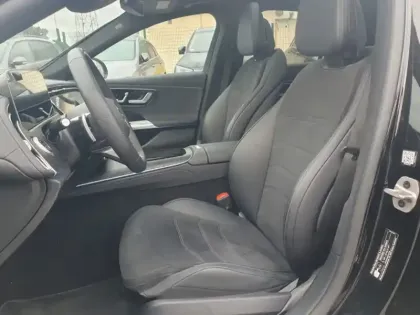 Photo 23 Mercedes Classe E Gén. VI (W214) Ph1 AMG Line 4