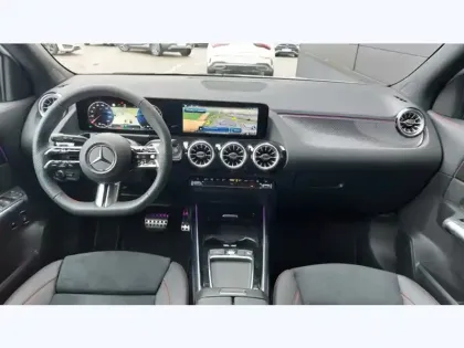 Photo 10 Mercedes GLA 250 e Hybrid EQ AMG Line