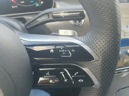 Photo 11 Mercedes Classe C  200 d Berline AMG Lin