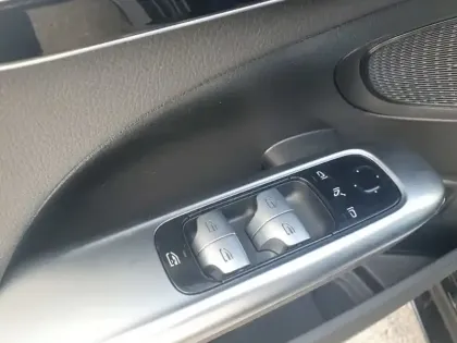 Photo 7 Mercedes Classe C  200 d Berline AMG Lin