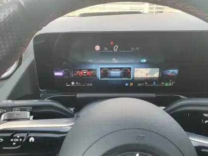 Photo 11 Mercedes GLA 200 d AMG Line