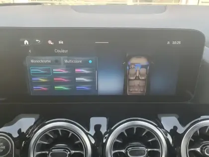 Photo 18 Mercedes GLA 200 d AMG Line