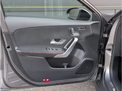 Photo 15 Mercedes Classe A 200 