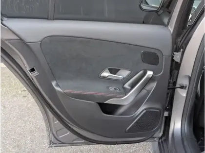 Photo 17 Mercedes Classe A 200 