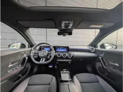 Photo 10 Mercedes Classe A 200 