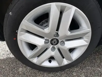 Photo 41 Renault Clio V Evolution Blue dCi 100 -24