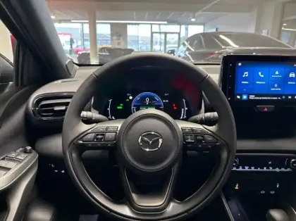 Photo 6 Mazda 2 Hybrid 1.5 116ch Homura 05