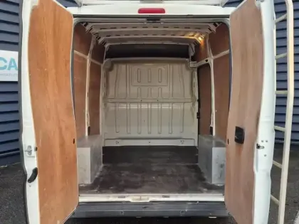 Photo 7 Peugeot Boxer  Fg 330 L1H2 2.2 BlueHDi S&S 140ch Premium