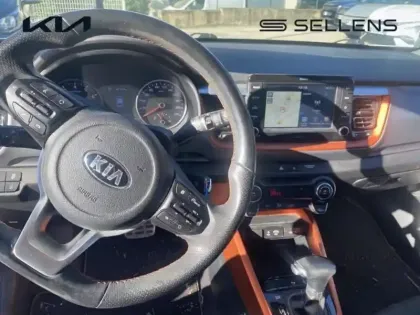 Photo 8 Kia Stonic  1.0 T-GDi 120ch ISG Design Euro6d-T