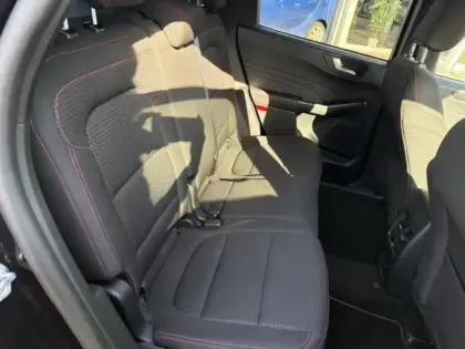 Photo 11 Ford Kuga  2.5 Duratec 190ch FHEV E85 ST-Line BVA