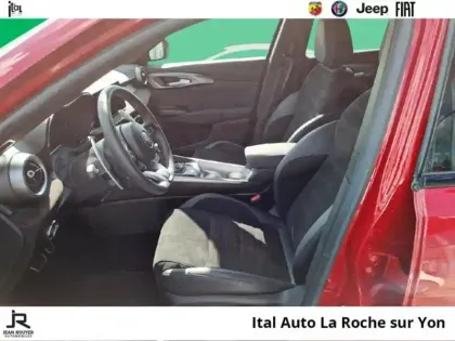 Photo 10 Alfa Romeo Tonale  1.3 PHEV 280ch Veloce AT6 e-Q4