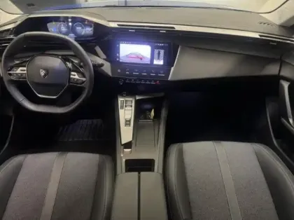 Photo 5 Peugeot 308  Plug-In Hybrid 180ch Allure e-EAT8