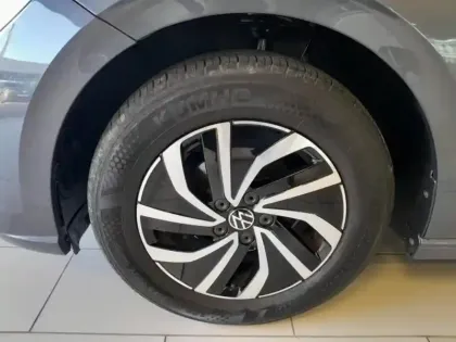 Photo 7 Volkswagen Polo  1.0 TSI 95ch Life DSG7