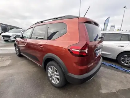 Photo 6 Dacia Jogger  1.0 TCe 110 ch Confort 7 places