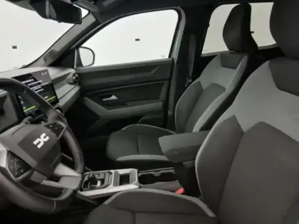 Photo 14 Dacia Duster  1.6 hybrid 140ch Extreme
