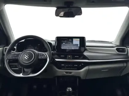 Photo 5 Suzuki Swift Gén. V Ph1 Pack 5