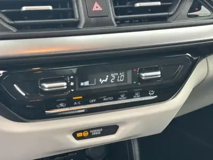 Photo 14 Suzuki Swift Gén. V Ph1 Pack 5