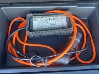 Photo 6 Peugeot 3008  Plug-in Hybrid 225ch Active Pack e-EAT8