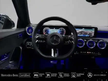 Photo 6 Mercedes Classe A  200 d 150ch AMG Line 8G-DCT