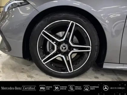 Photo 12 Mercedes Classe A  200 d 150ch AMG Line 8G-DCT