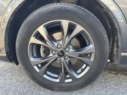 Photo 8 Ford Kuga  2.5 Duratec 190ch FHEV E85 ST-Line BVA