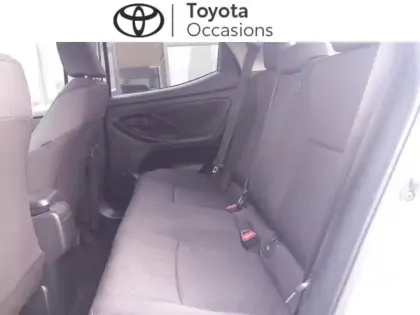 Photo 13 Toyota Yaris  116h Design 5p MC24
