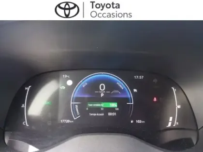 Photo 7 Toyota Yaris  116h Design 5p MC24