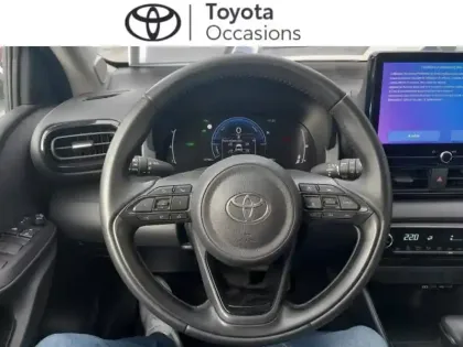 Photo 5 Toyota Yaris  116h Design 5p MC24