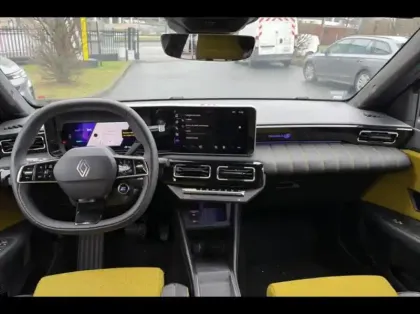 Photo 8 Renault 5  E-Tech Electrique 10ch Iconic Cinq autonomie confort