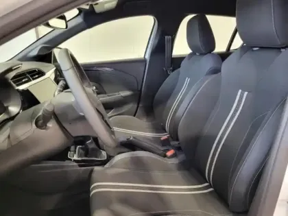 Photo 9 Opel Corsa Gén. VI Ph2 GS 5