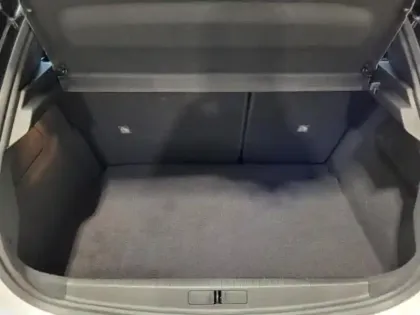 Photo 12 Opel Corsa Gén. VI Ph2 GS 5