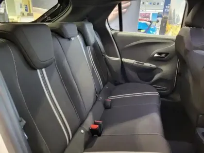 Photo 11 Opel Corsa Gén. VI Ph2 GS 5