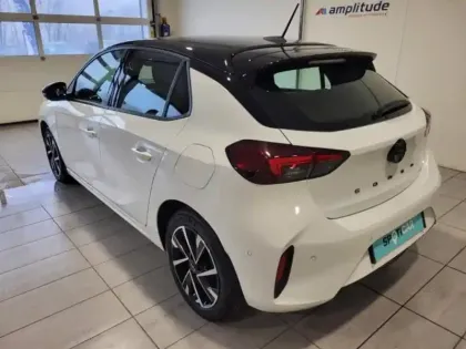 Photo 6 Opel Corsa Gén. VI Ph2 GS 5